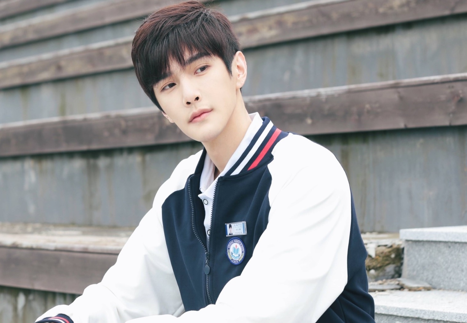 Nam dien vien Trung Quoc bi to an cap vat hinh anh