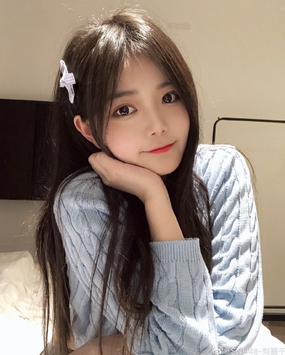 Nu than tuong 21 tuoi roi showbiz de dieu tri ung thu hiem gap anh 1