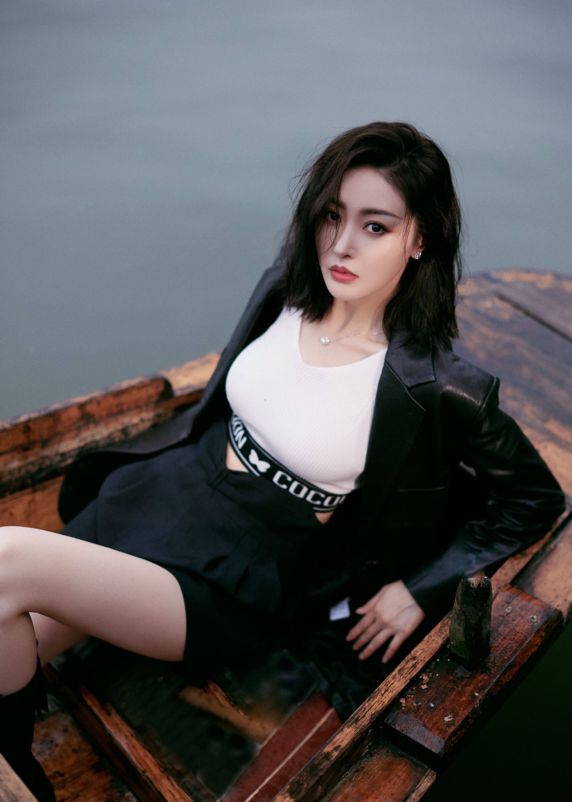 Phu phi du su kien cua 16 nghe si Hoa ngu anh 1