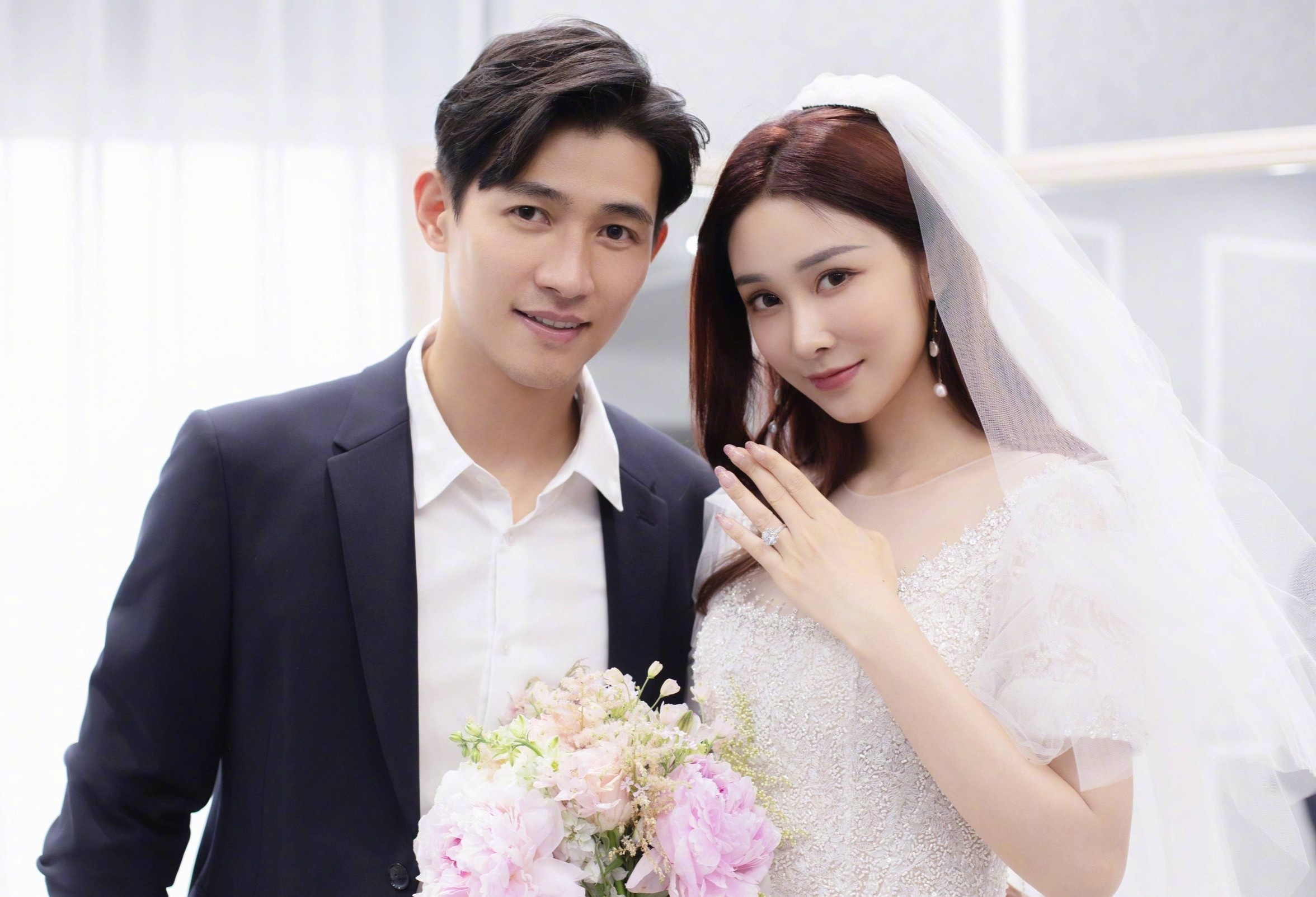 Ly Tu Phong va Lam Tu ket hon hinh anh