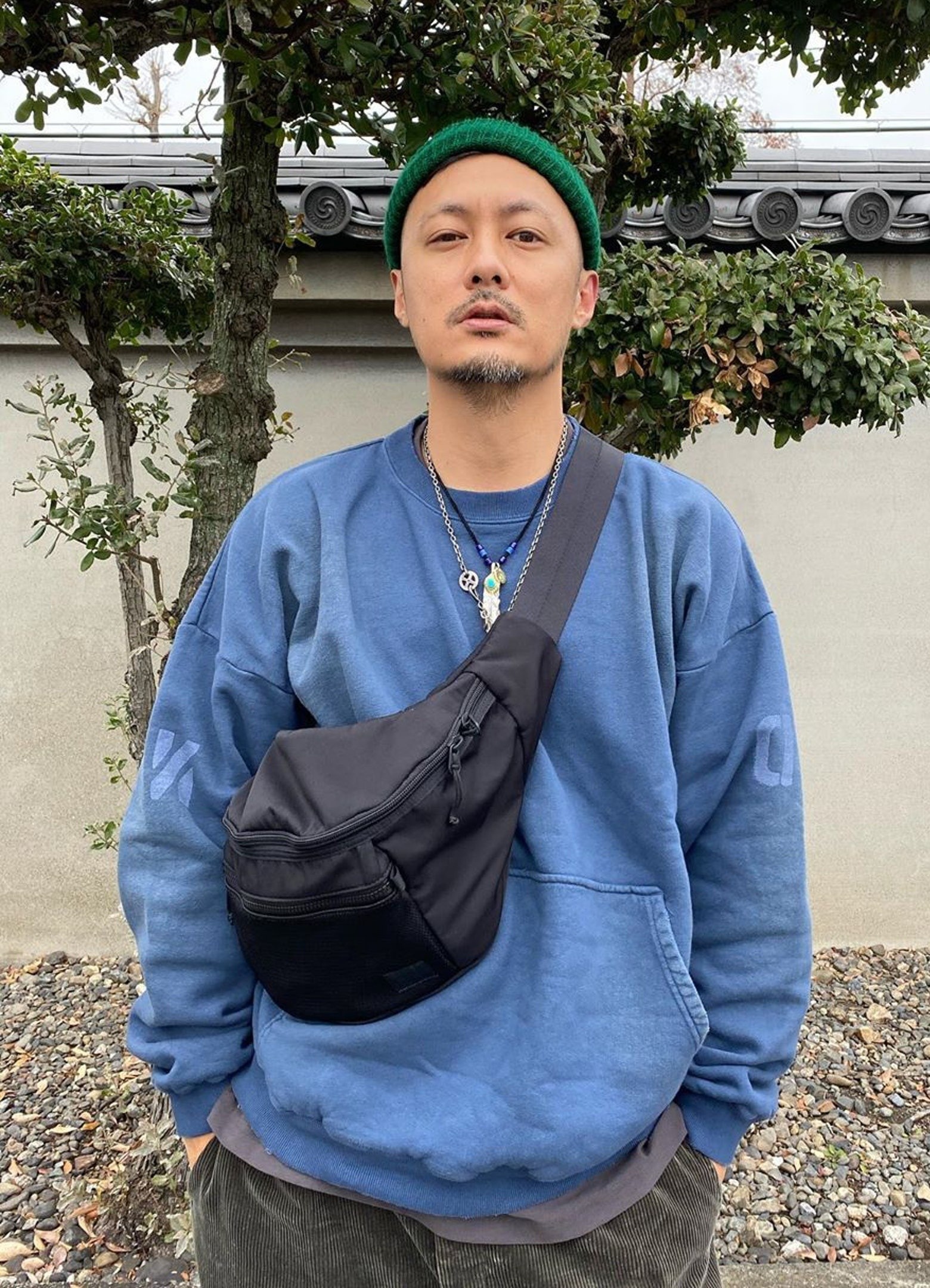 Du Van Lac mac chung roi loan hoang so anh 1