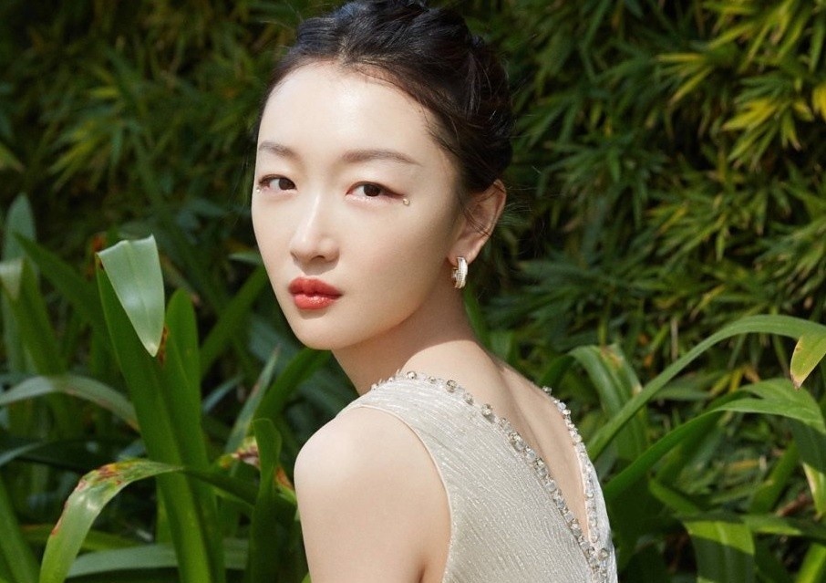 Chau Dong Vu la giam khao tre nhat lich su LHP Quoc te Thuong Hai hinh anh