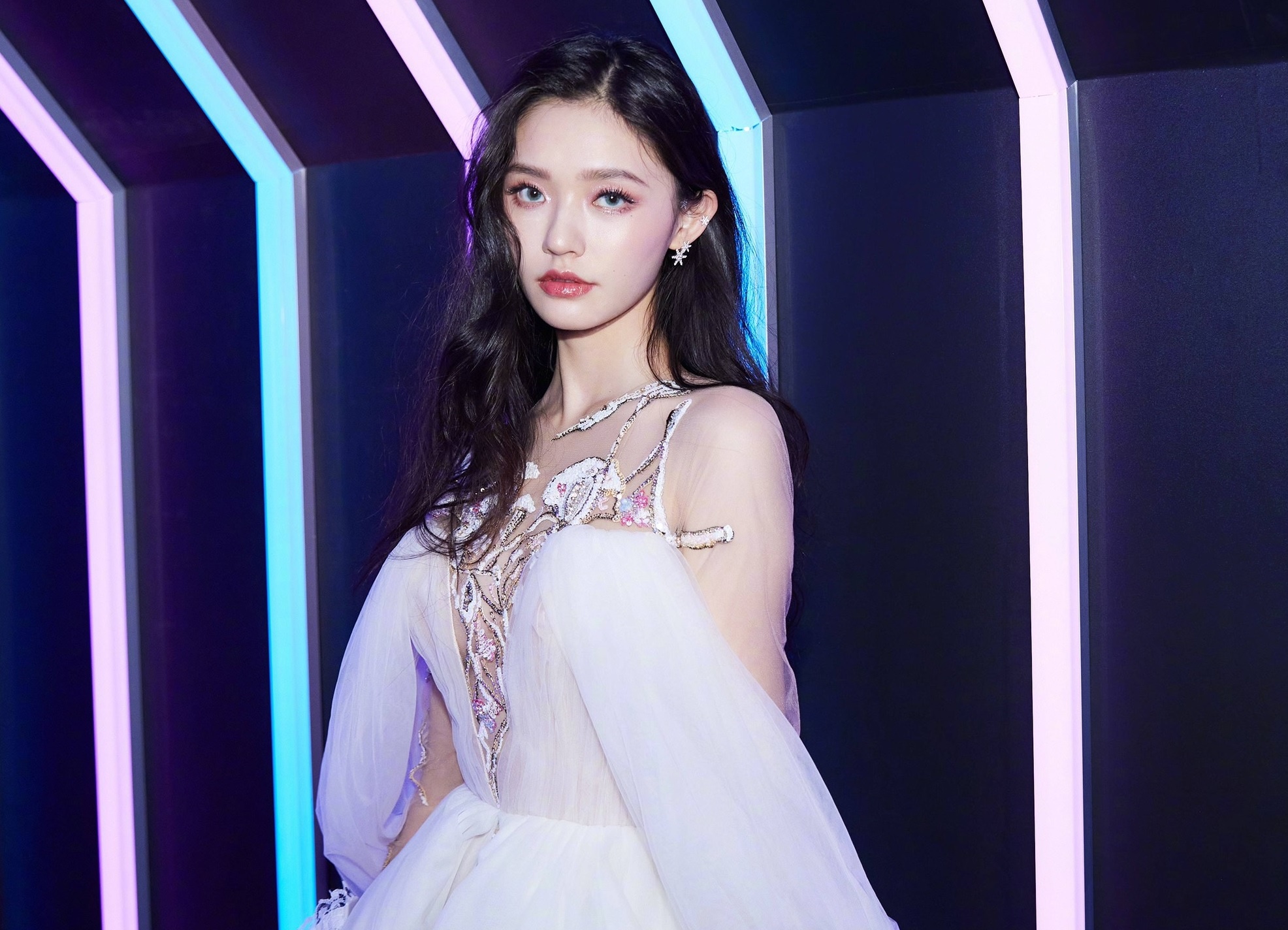 Lam Duan sa sut anh 2