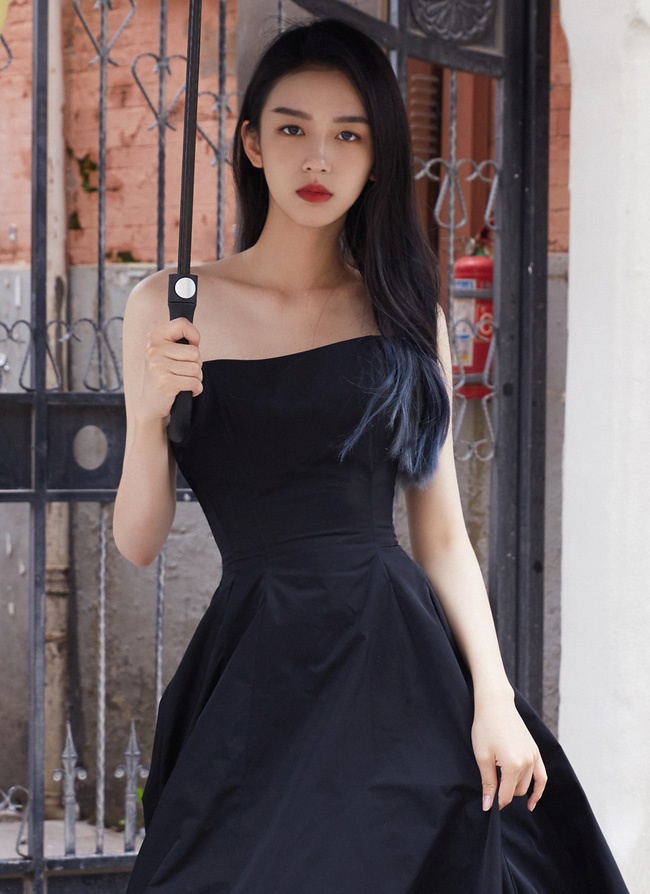 Canh Diem va dan minh tinh tre khoe sac tren tham do anh 13