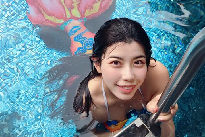 My nhan dong the trong phim Chau Tinh Tri noi tieng sau mot dieu mua hinh anh