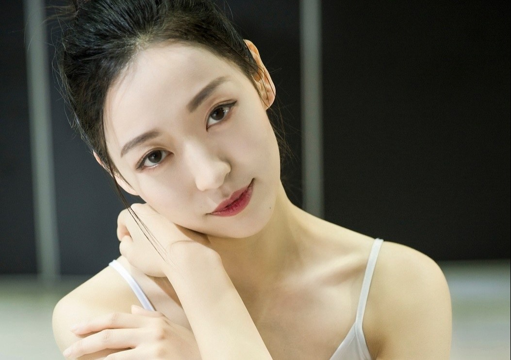 Ve dep cua thi sinh noi bat nhat Hoa hau Hong Kong 2021 hinh anh