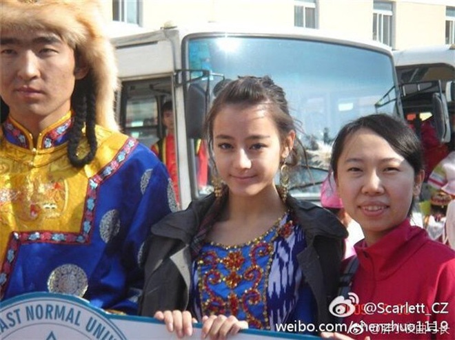 Thoi thieu nu cua Dich Le Nhiet Ba anh 2