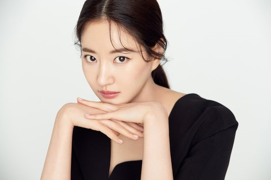 Hoa hau Han Quoc tung vuong cao buoc ban dam anh 8