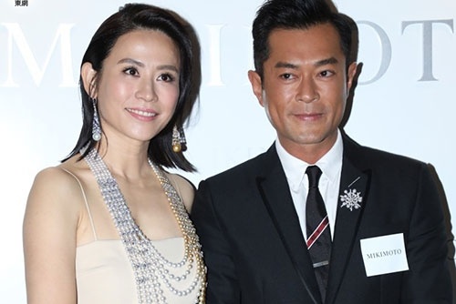 Co Thien Lac bi ep roi TVB va cuoc noi chien hang chuc nam hinh anh