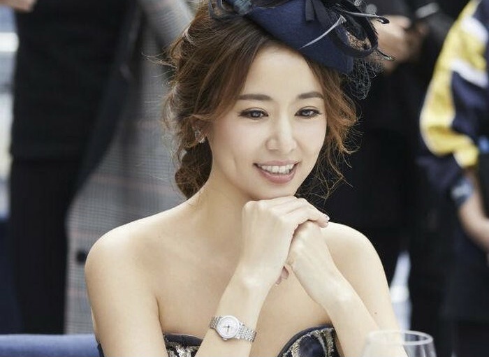 Thi phi lien tiep cua Lam Tam Nhu o hau truong ‘Hoan Chau cach cach’ hinh anh