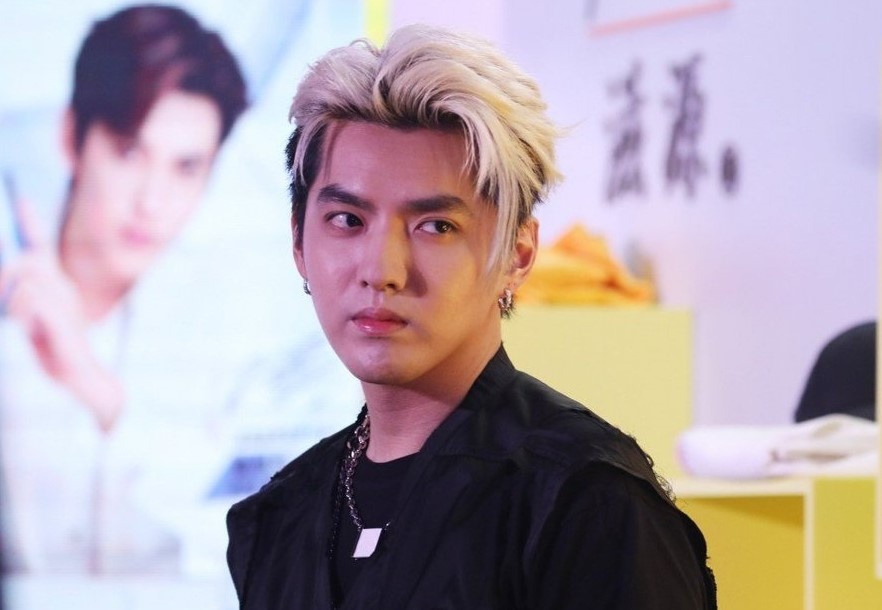 Doi ngu tiep tay cho Ngo Diec Pham trong viec lua tinh cac co gai hinh anh