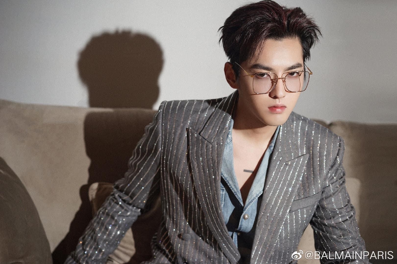 Be boi tinh duc cua Ngo Diec Pham anh 1