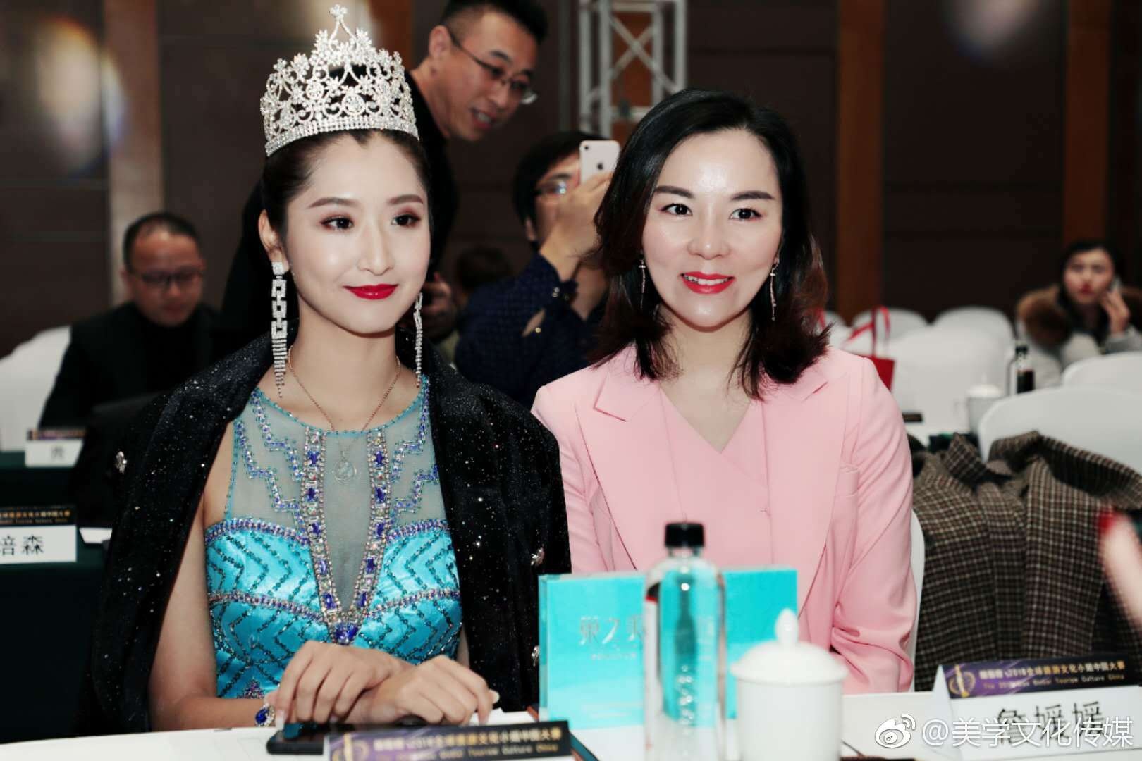 Hoa hau Trung Quoc mac ung thu giai doan cuoi anh 6