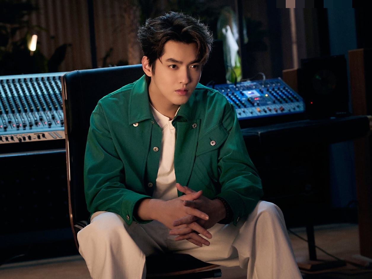 Than tuong Trung Quoc vuong be boi anh 1