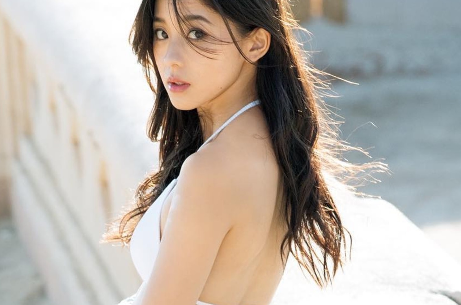 Bieu tuong sac dep Nhat Ban ket hon o tuoi 28 hinh anh