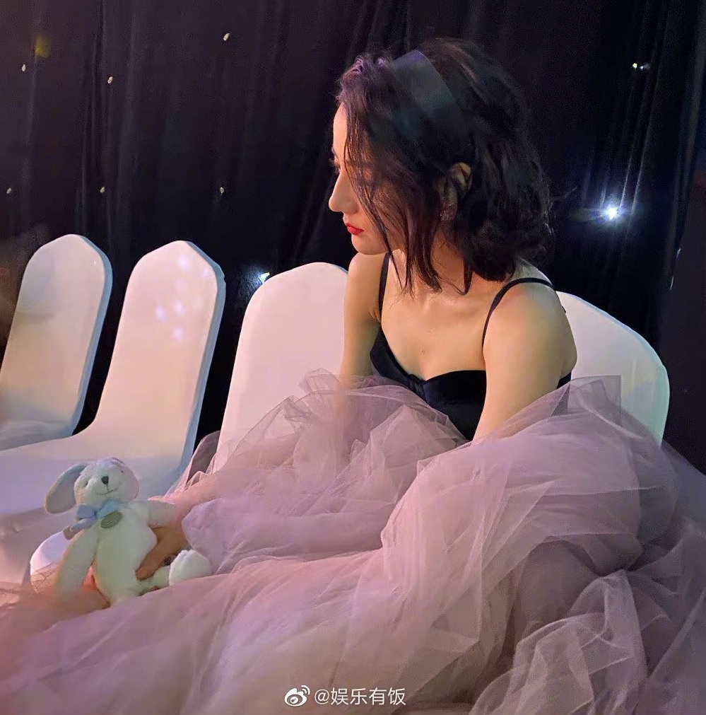 Địch Lệ Nhiệt Ba sánh đôi cùng tài tử Dương Dương ảnh 5 Dich Le Nhiet Ba sanh doi cung tai tu Duong Duong anh 5