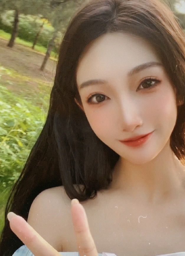 Hinh anh dau tien cua Do My Truc anh 1