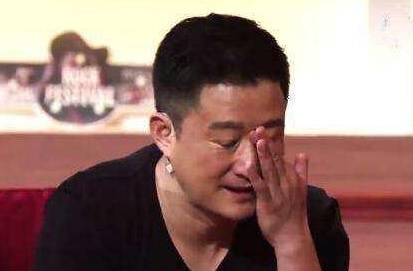 Ngo Kinh khoc khi noi ve dao dien Tran Moc Thang hinh anh