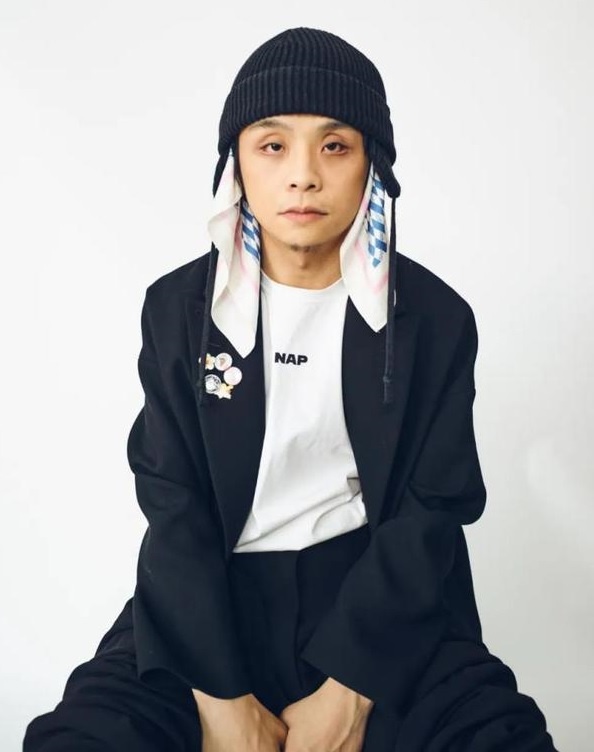 Nam rapper Trung Quốc tiết lộ quá khứ bán dâm ảnh 1 Nam rapper Trung Quoc tiet lo qua khu ban dam anh 1