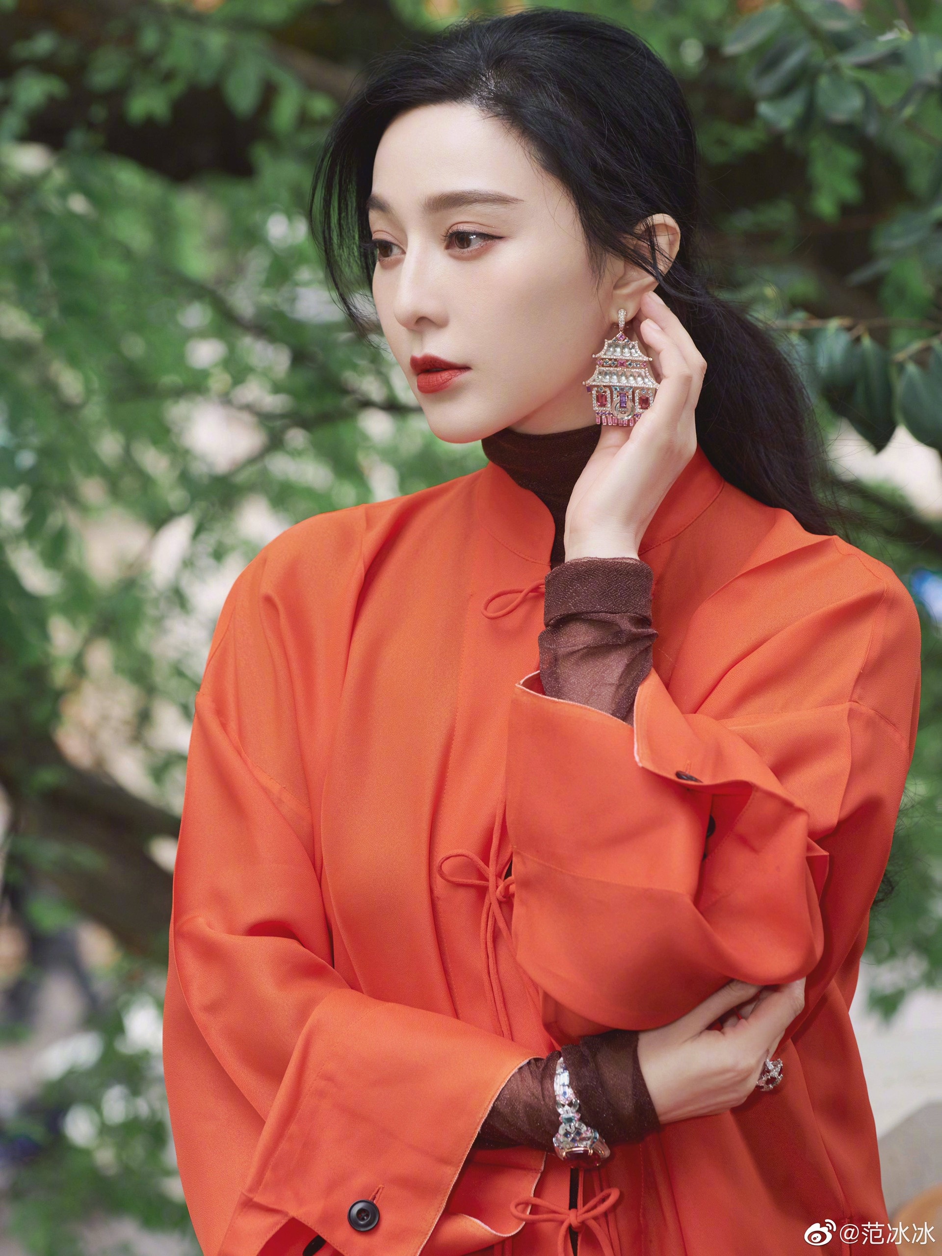 Sao Hoa ngu bi nghi la dong loa voi Ngo Diec Pham anh 3