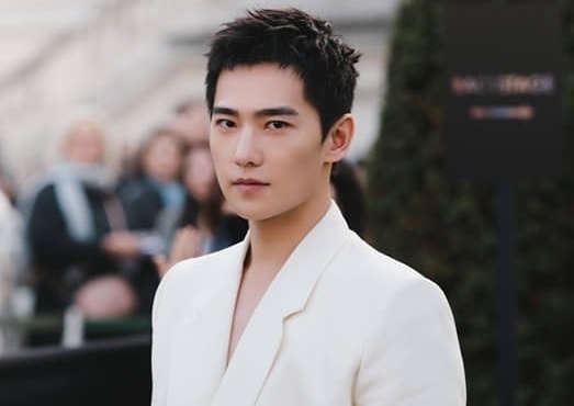 Duong Duong phan hoi tin hen ho fan nu de bon tien hinh anh