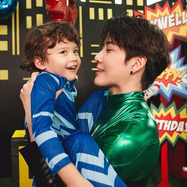 Be boi cua Mike Angelo anh 8