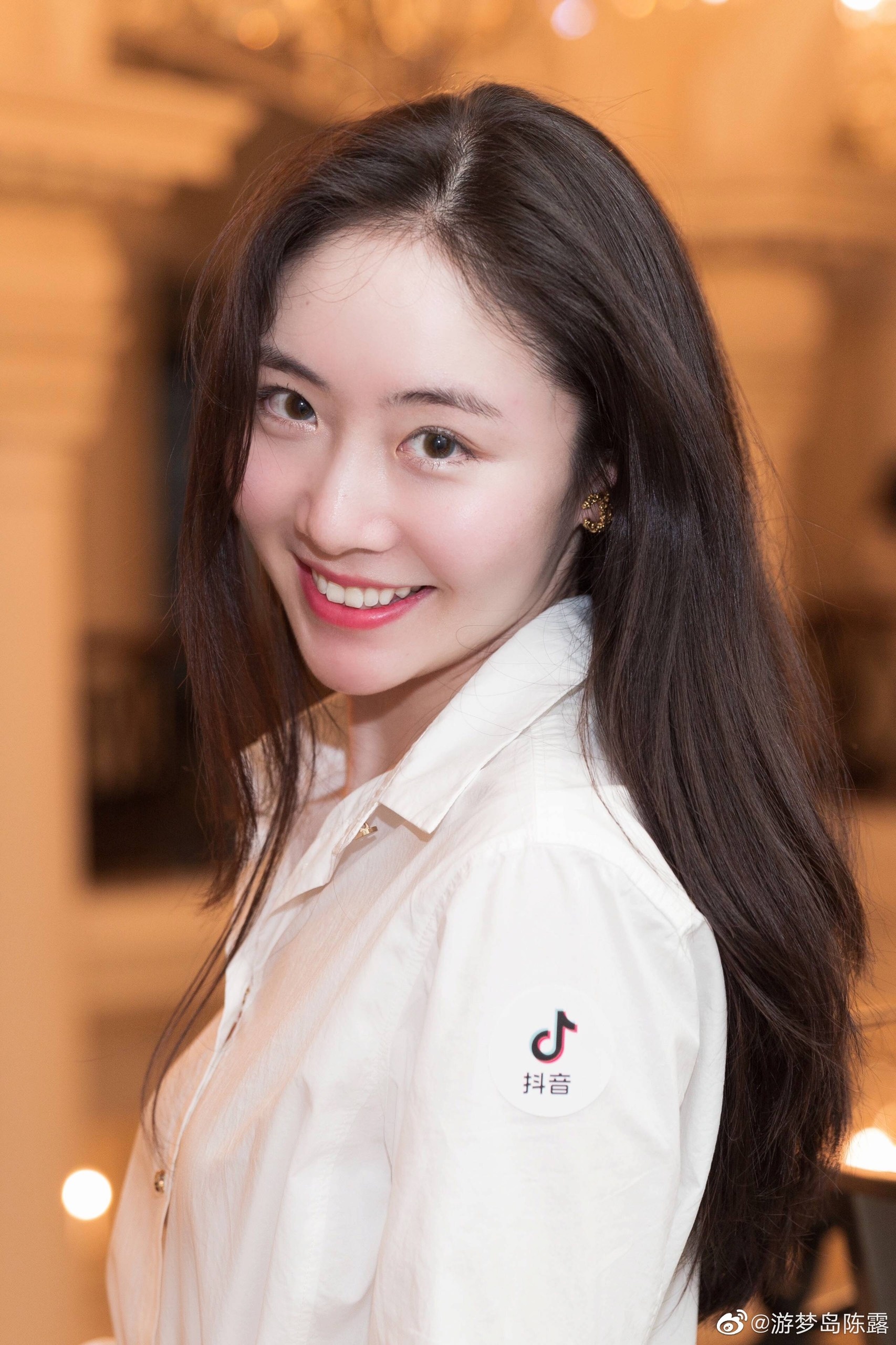 Nhóm chat tình dục của Ngô Diệc Phàm và Hoắc Tôn ảnh 3 Nhom chat tinh duc cua Ngo Diec Pham va Hoac Ton anh 3