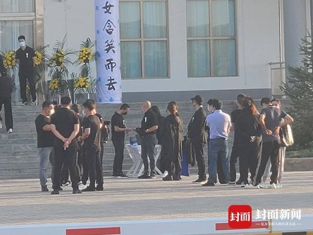 Tang lễ của nữ diễn viên Thủy hử ảnh 2 Tang le cua nu dien vien Thuy hu anh 2