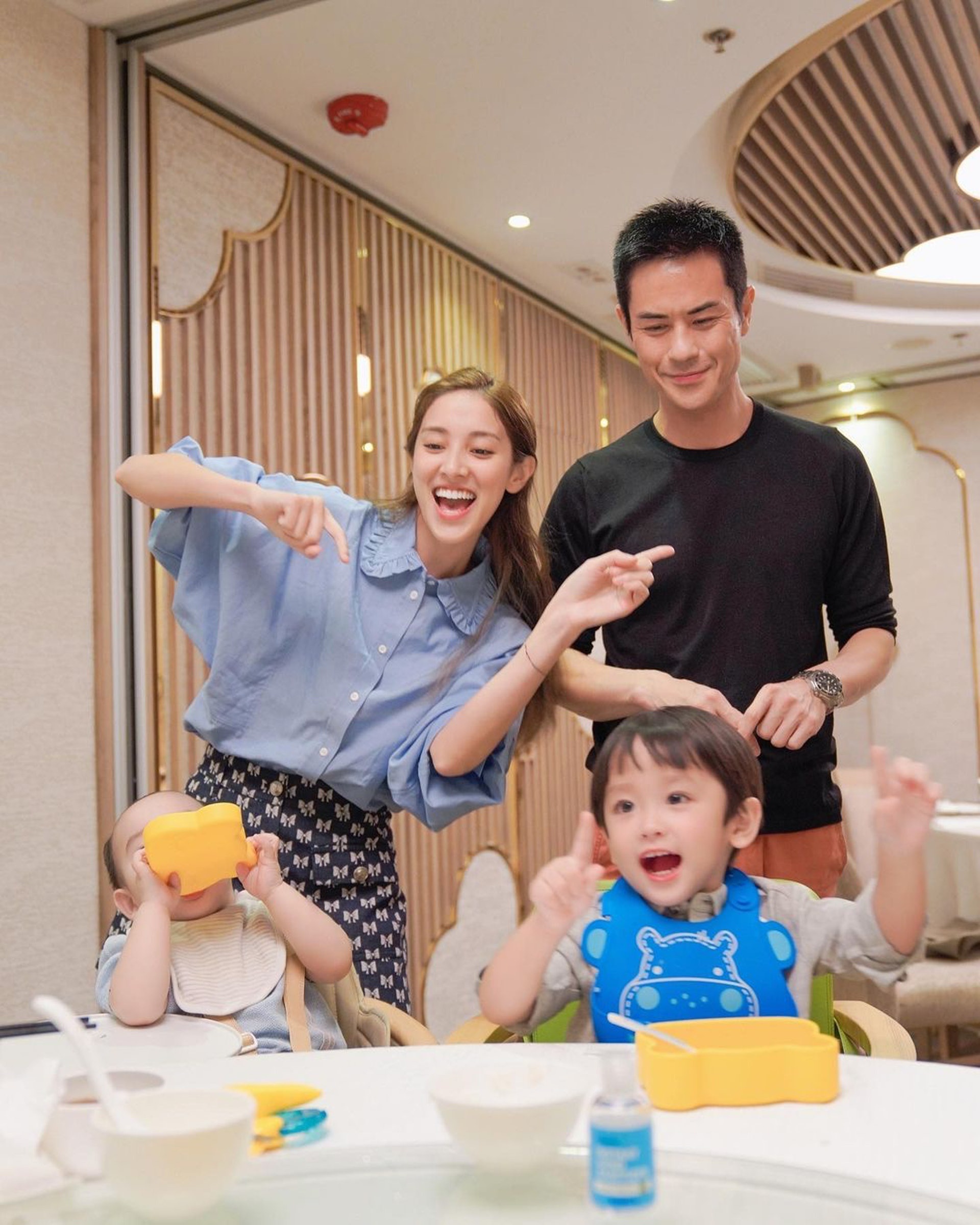 Hon nhan cua Trinh Gia Dinh va Tran Khai Lam anh 1