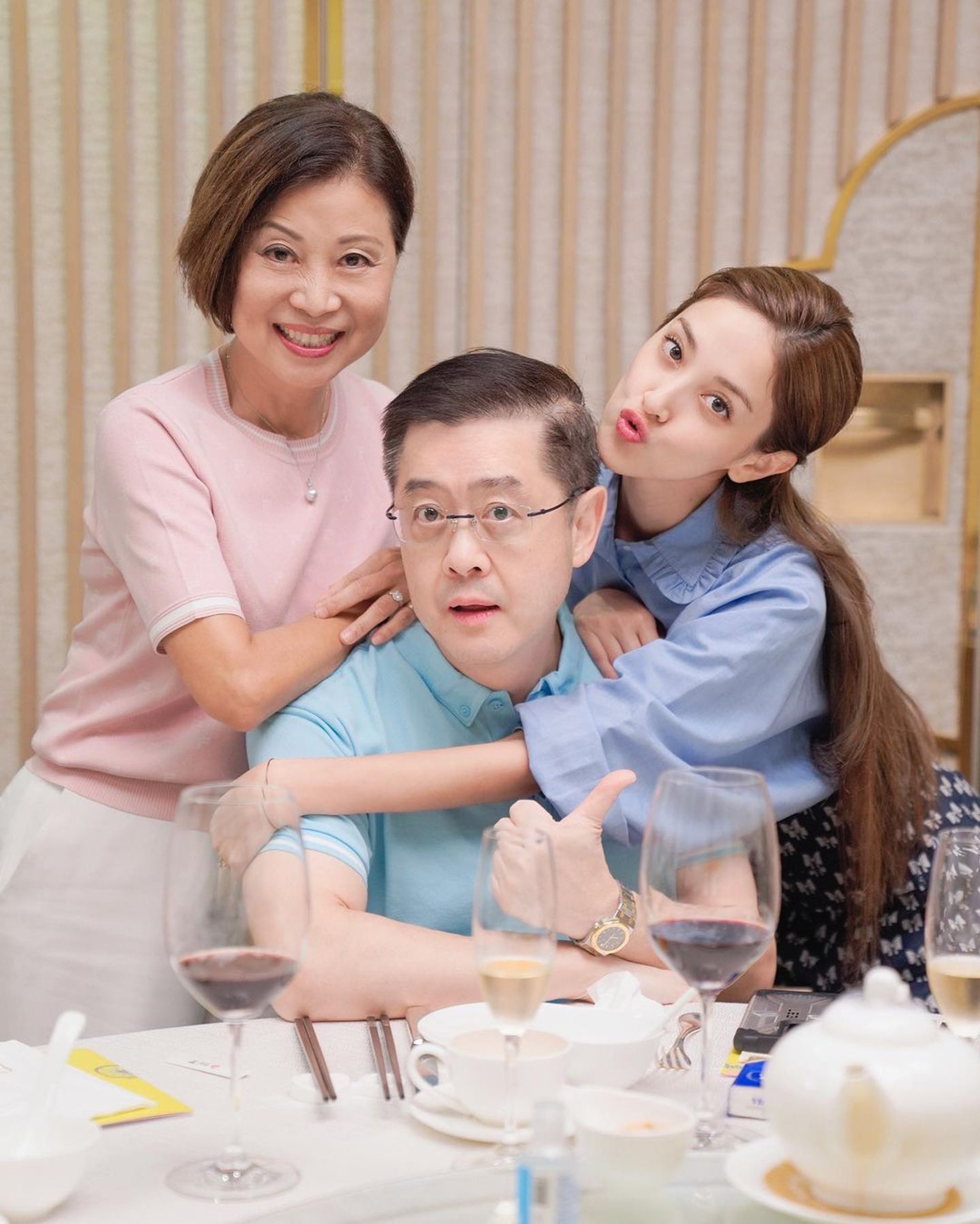 Hon nhan cua Trinh Gia Dinh va Tran Khai Lam anh 3