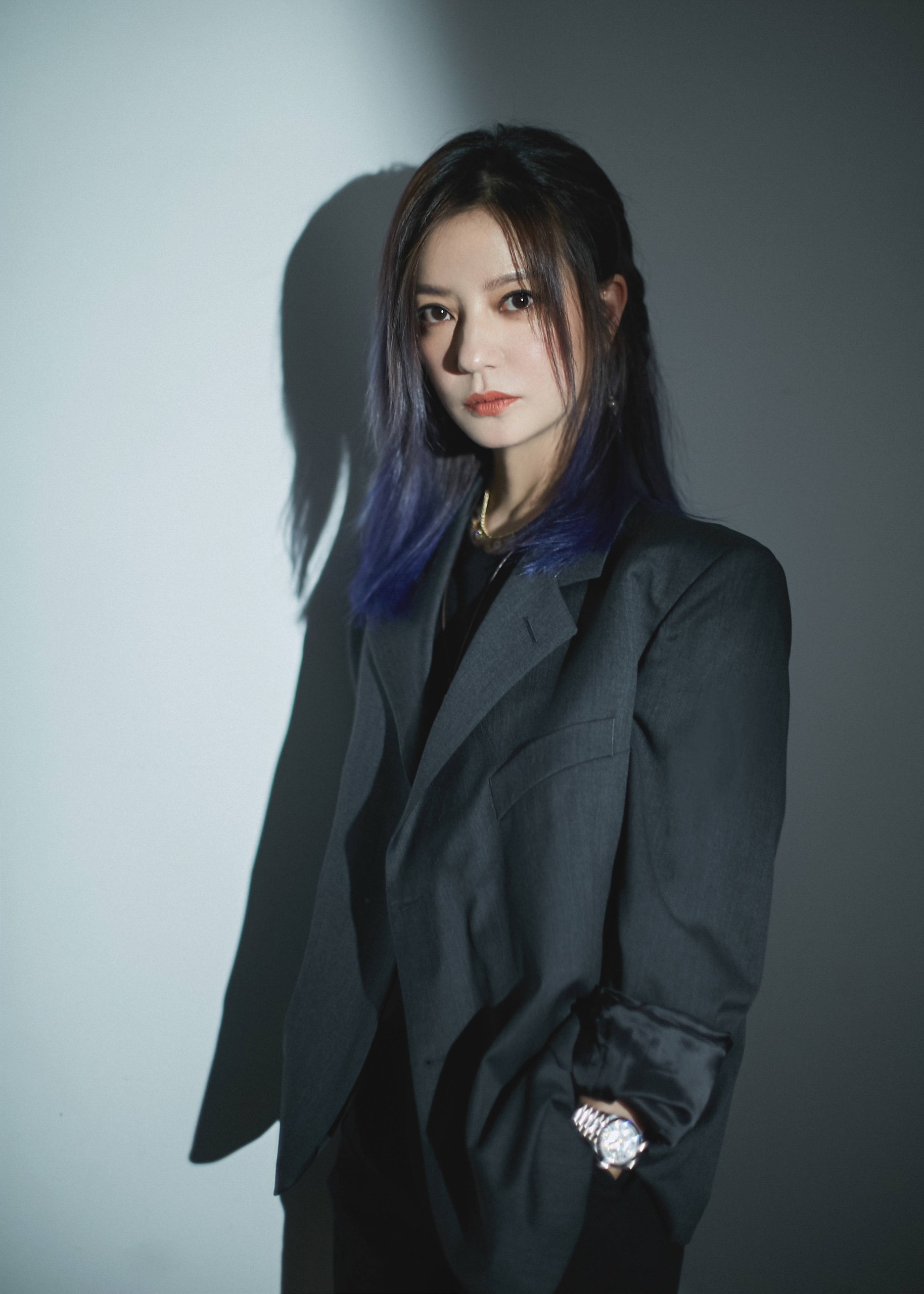 Trieu Vy bi tay chay anh 2