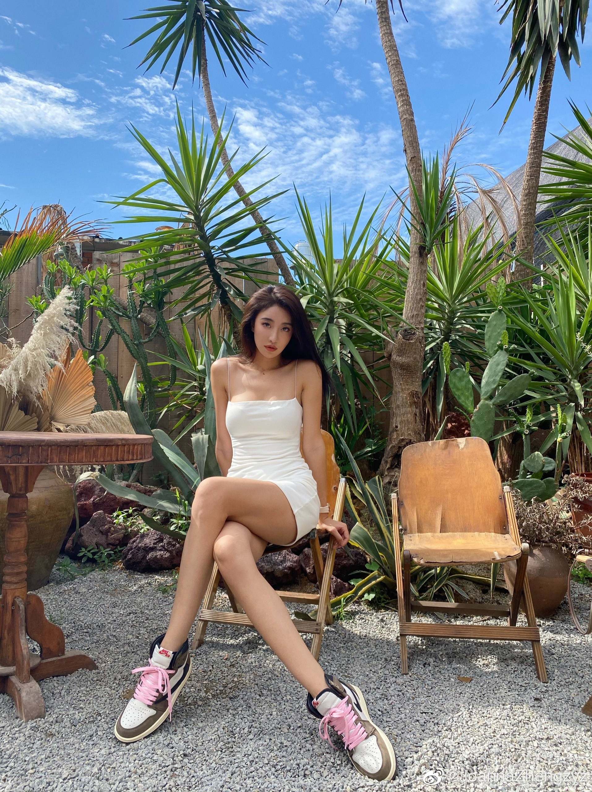 Nữ thạc sĩ lên tiếng về tin là vợ cũ của Ngô Diệc Phàm ảnh 2 Nu thac si len tieng ve tin la vo cu cua Ngo Diec Pham anh 2