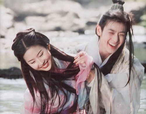 Anh hau truong cua 'Thien long bat bo' ban 2003 hinh anh