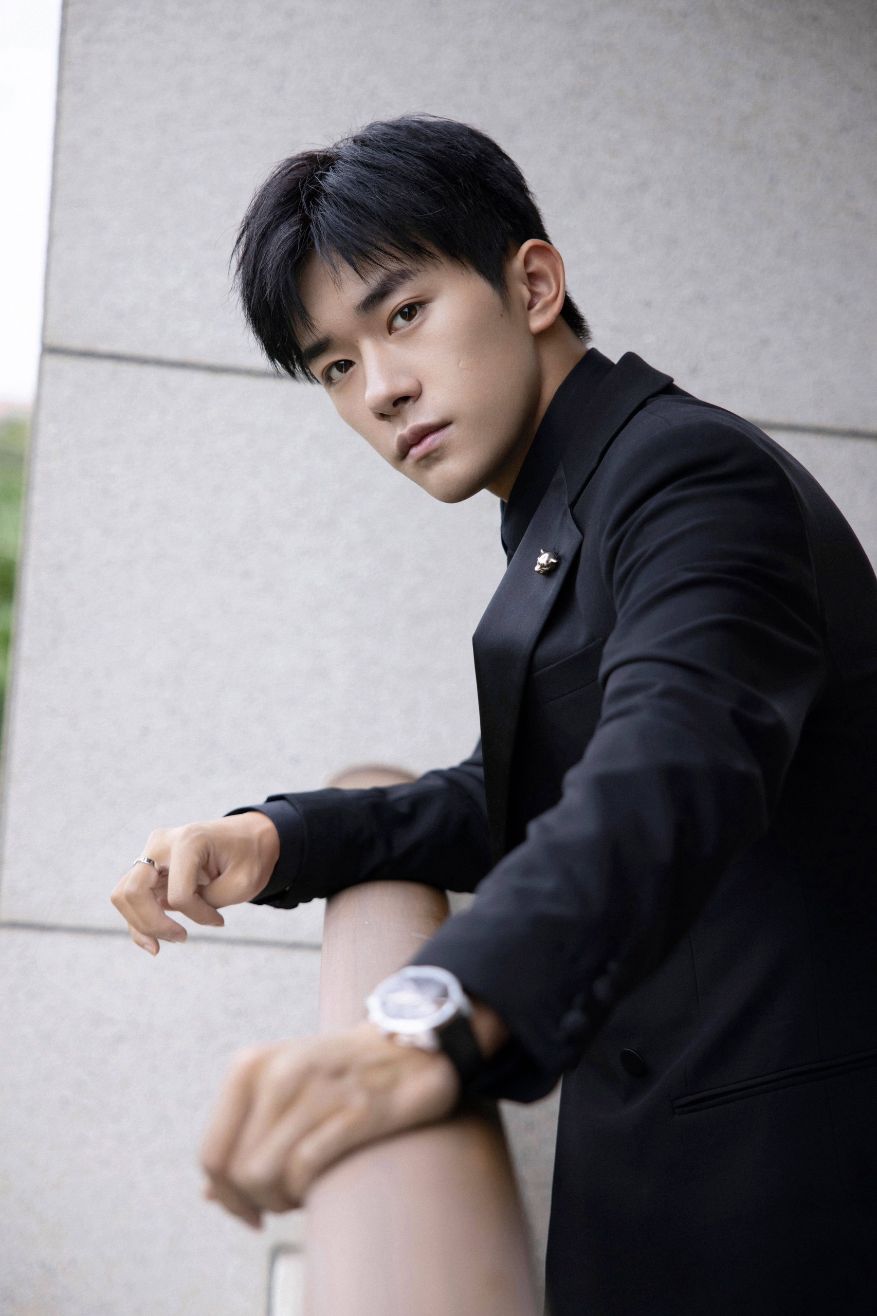 Showbiz Hoa ngu siet hoat dong anh 1