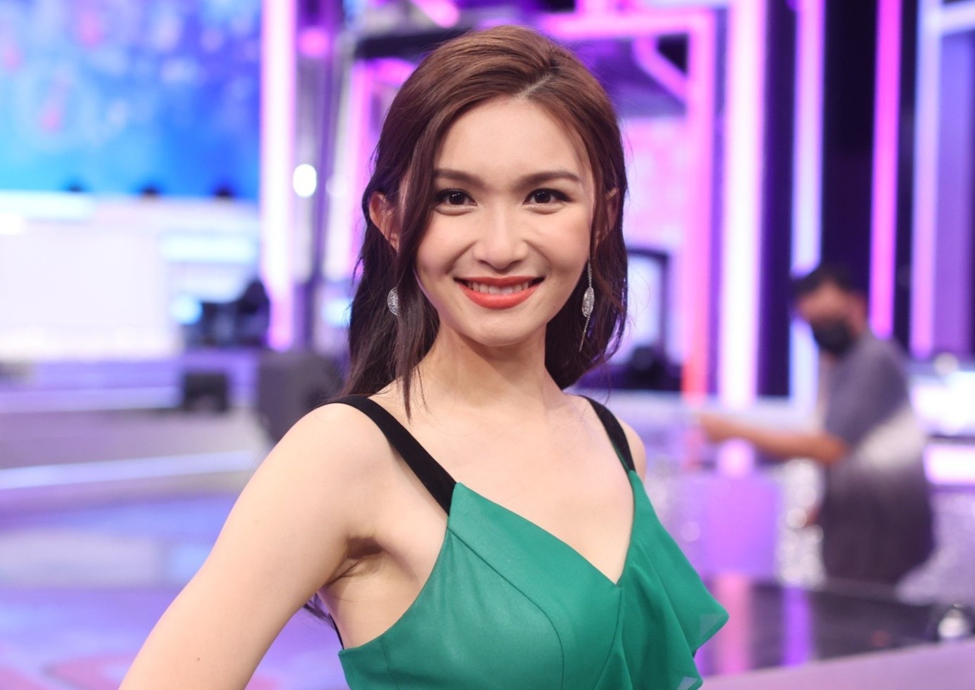 BTC Hoa hau Hong Kong bi to thien vi con gai tai tu Quan Le Kiet hinh anh