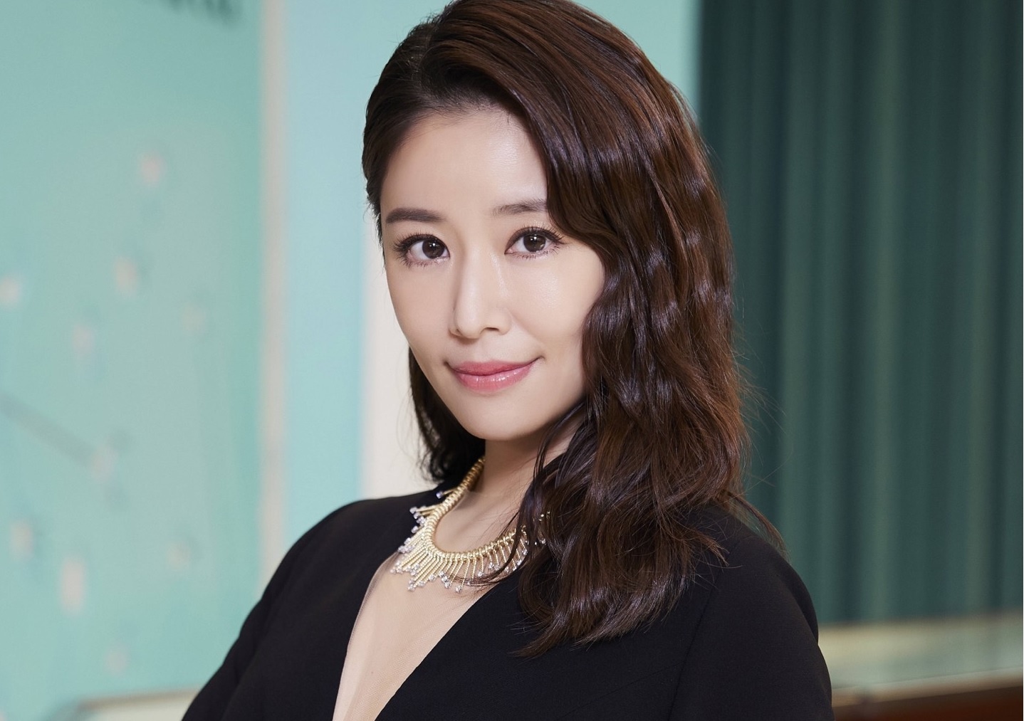 Lam Tam Nhu len tieng ve tin dang bi dieu tra hinh anh