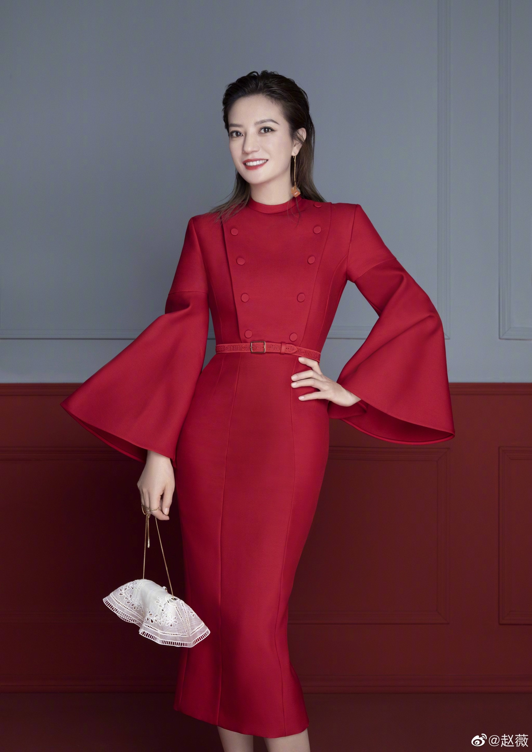 Triệu Vy bị cấm hoạt động ảnh 11 Trieu Vy bi cam hoat dong anh 11