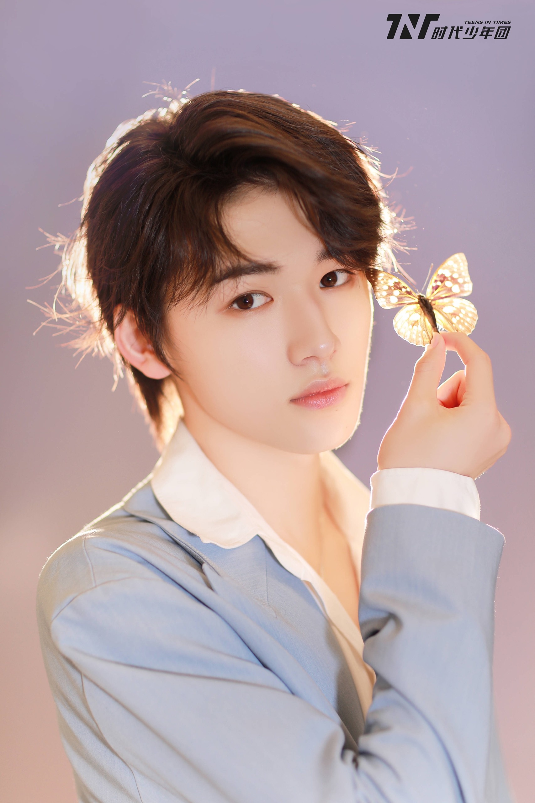 Trung Quoc cam nghe si eo la anh 20