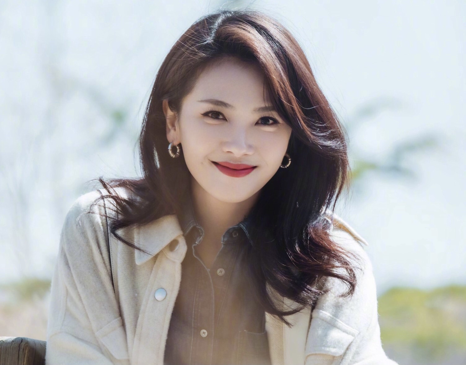 Luu Dao gap rac roi hinh anh