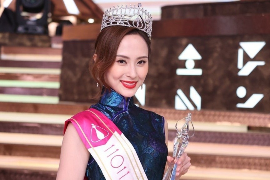 Tang Chi Vy len tieng ve on ao mua giai o Hoa hau Hong Kong 2021 hinh anh