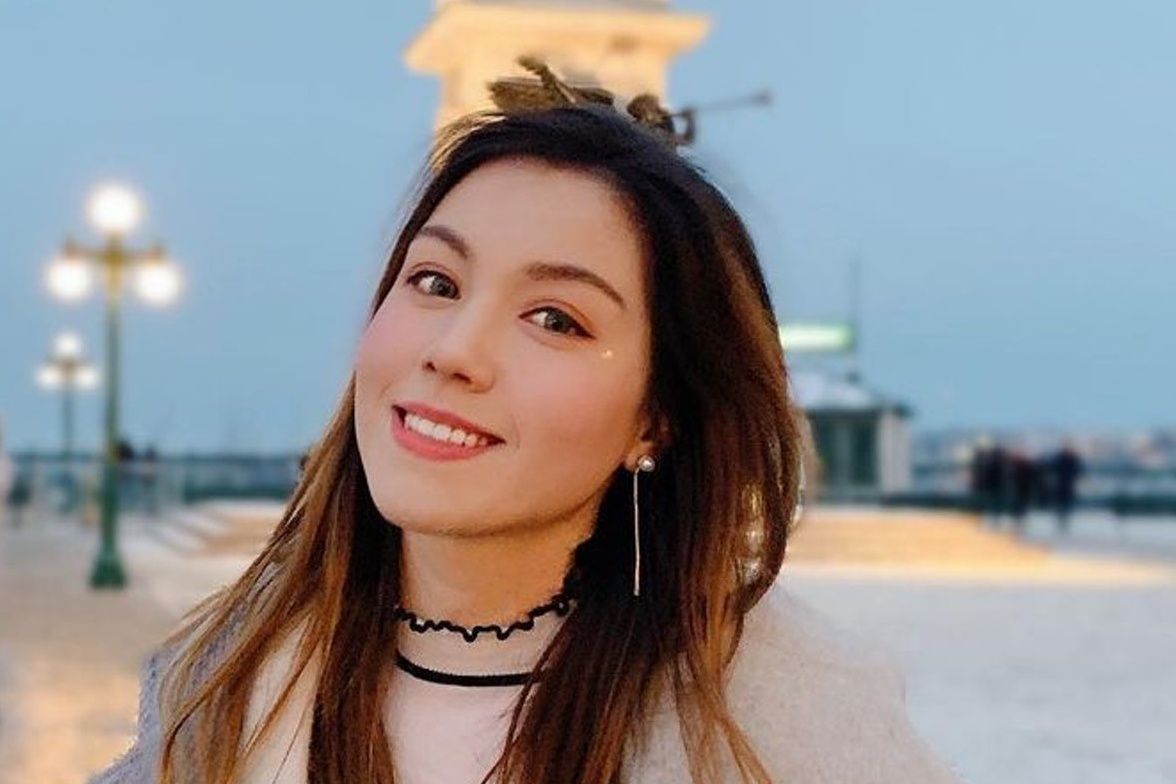 Nhan sac tan Hoa hau Hong Kong hinh anh