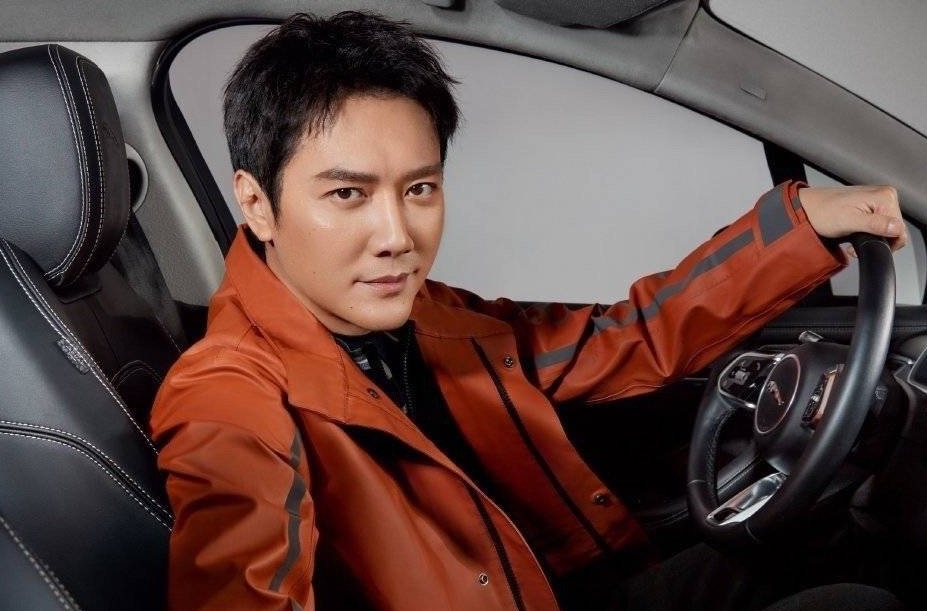 Phung Thieu Phong sau 5 thang ly hon Trieu Le Dinh hinh anh