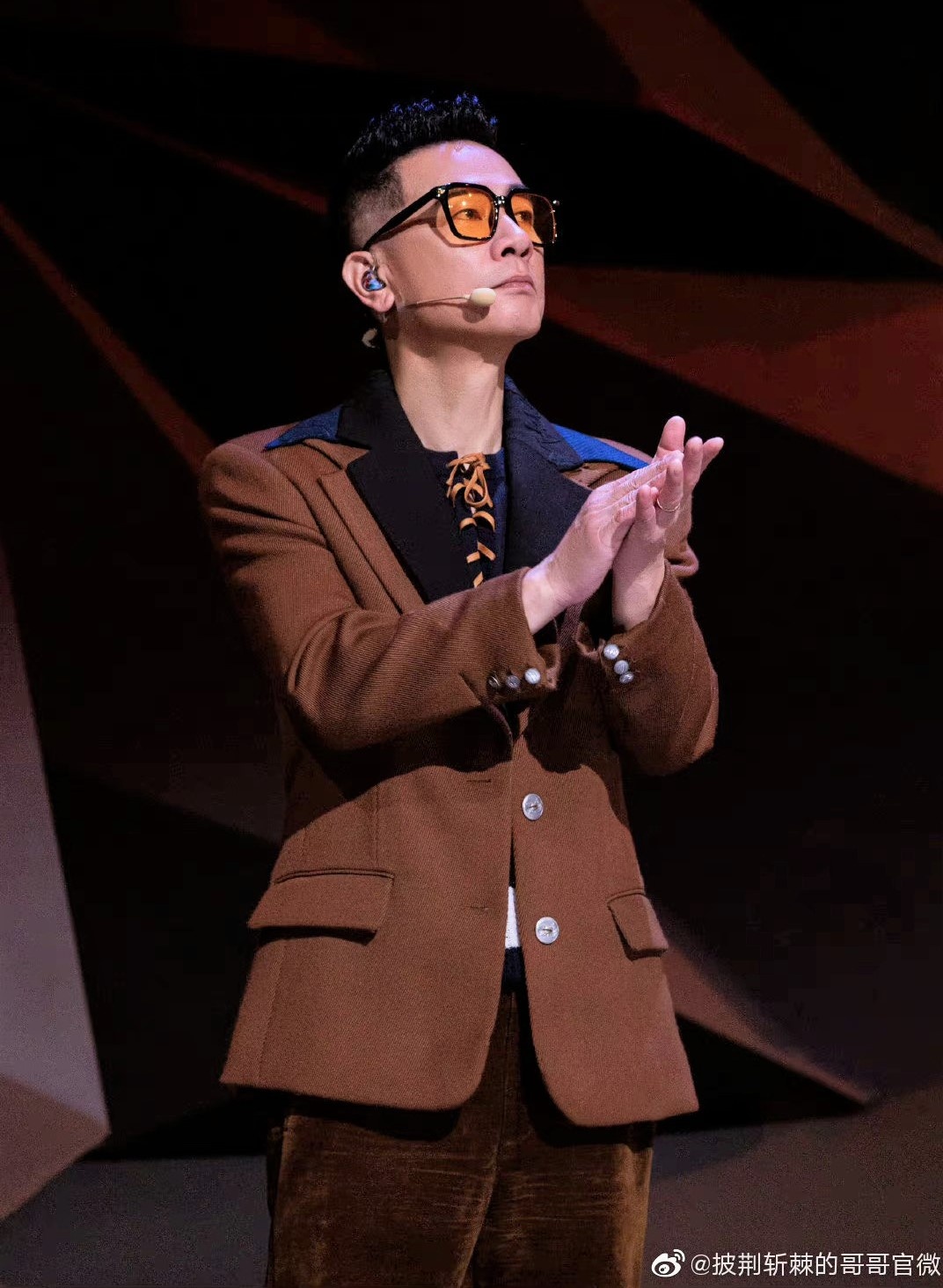 Cuoc hoi ngo gay chu y tai Gala Trung thu cua CCTV anh 4