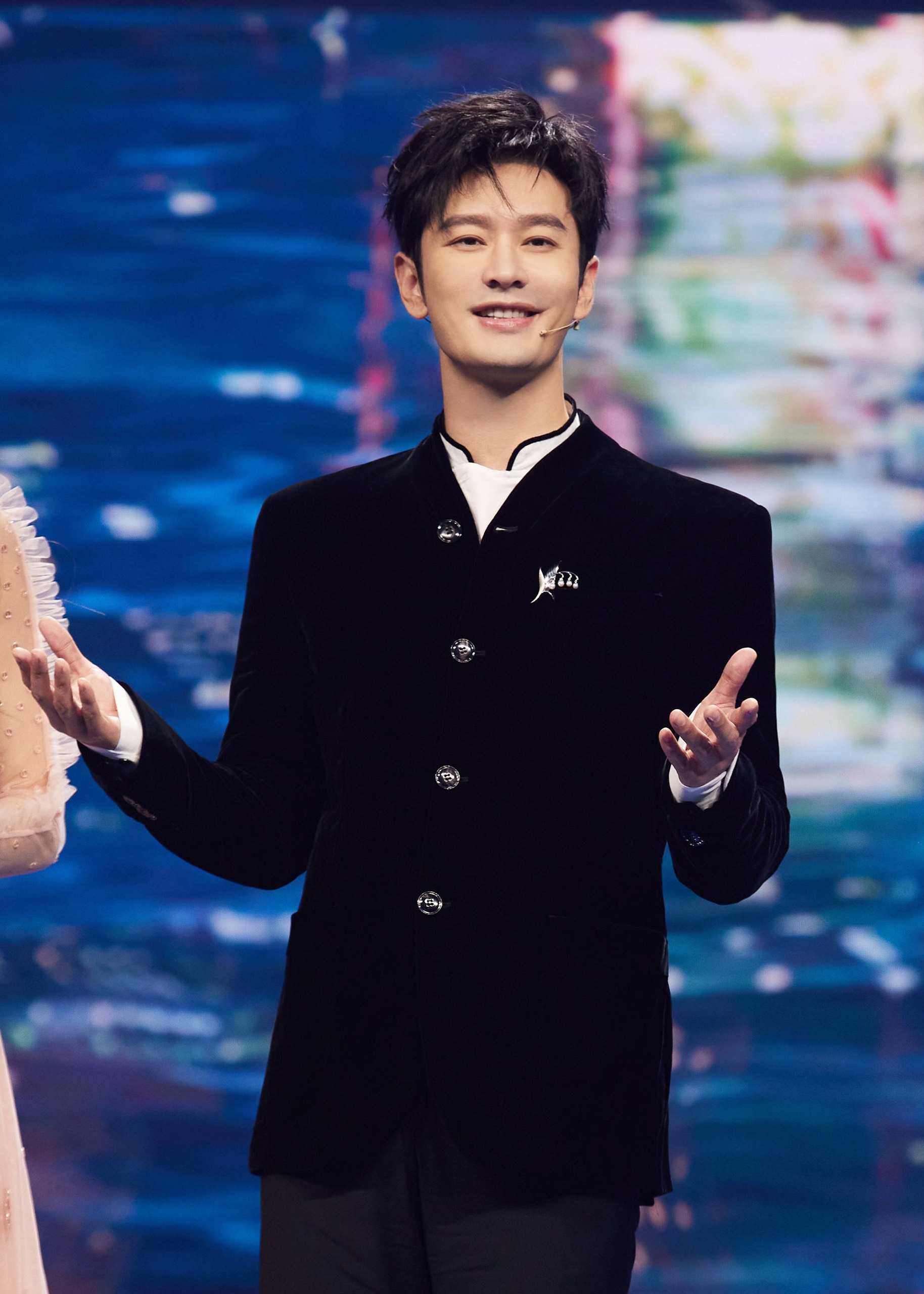 Cuoc hoi ngo gay chu y tai Gala Trung thu cua CCTV anh 10