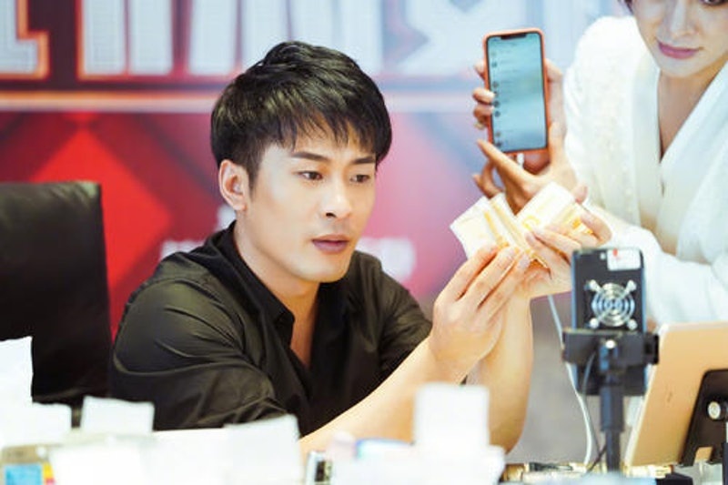 Lý Tử Thất ngừng quay video ảnh 6 Ly Tu That ngung quay video anh 6