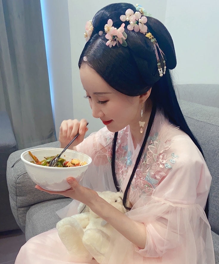 Su sa sut cua Thu Suong anh 3