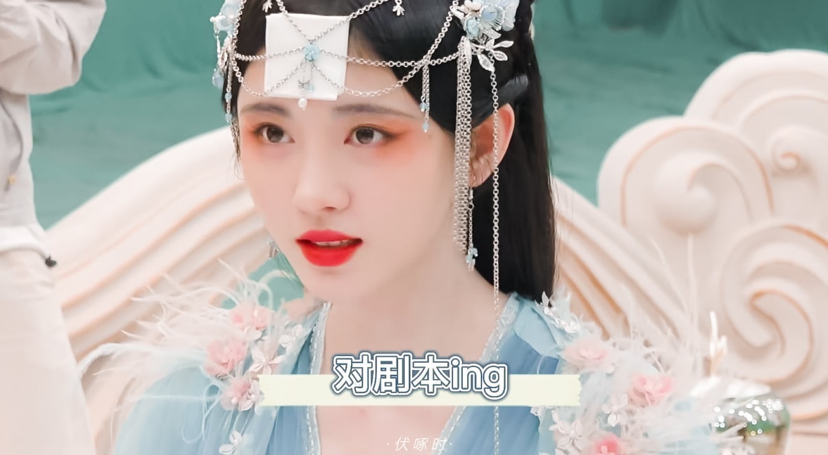 Trung Quoc tay chay nghe si trang diem dam anh 4