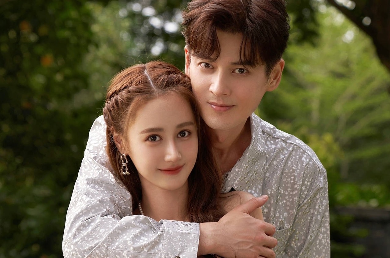 Quach Pham Sieu thong bao ket hon hinh anh