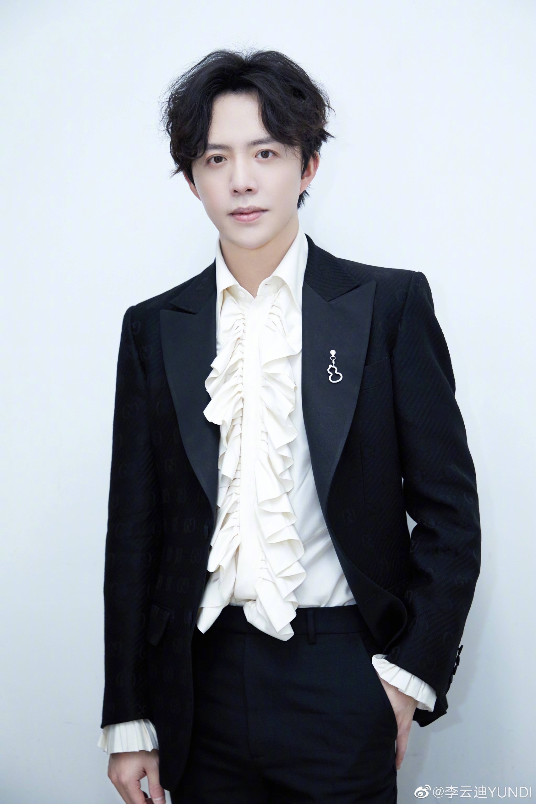 Lý Vân Địch bị bắt vì mua dâm ảnh 8 Ly Van Dich bi bat vi mua dam anh 8