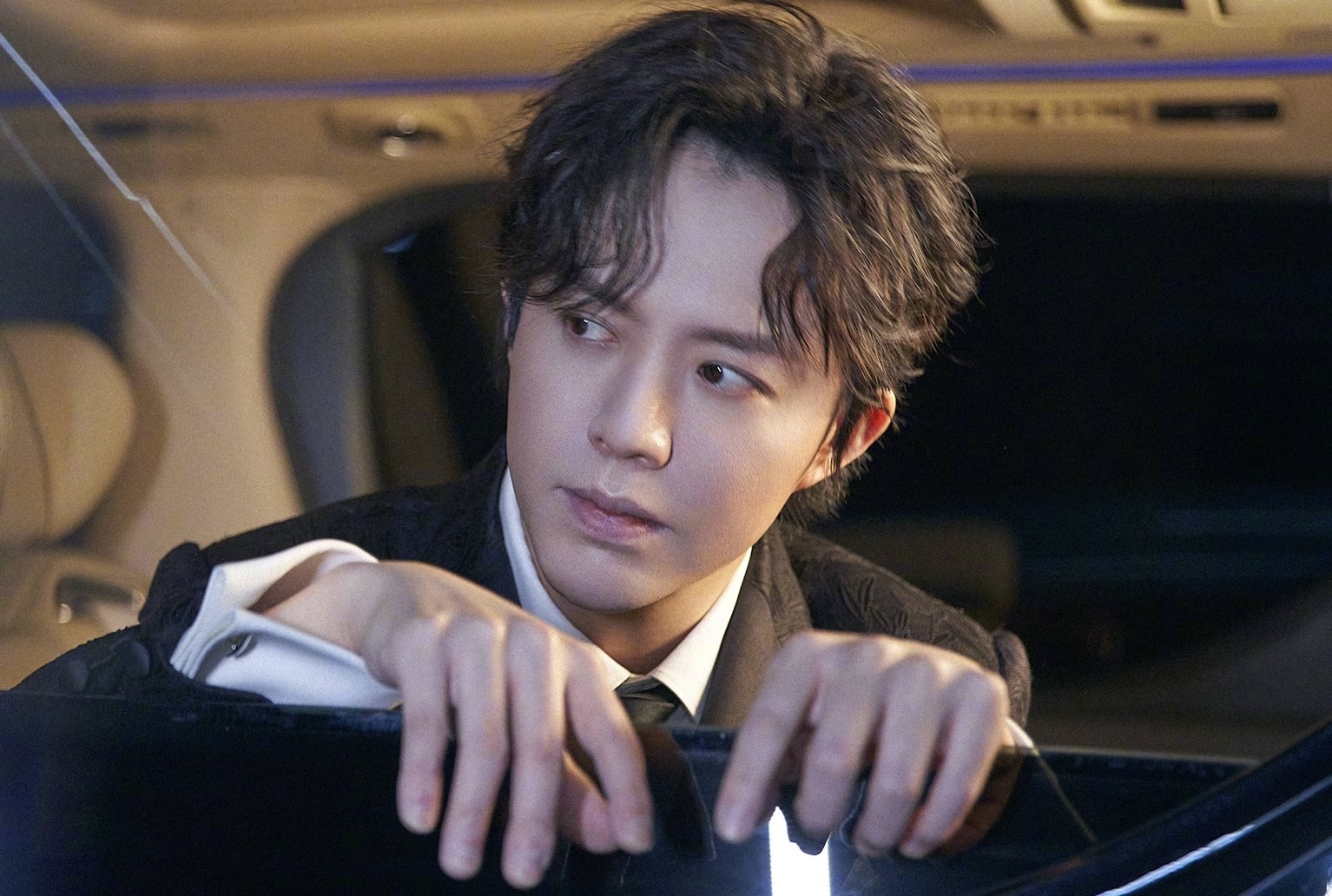 To chuc phanh phui be boi cua Ly Van Dich va 50 nghe si Trung Quoc hinh anh